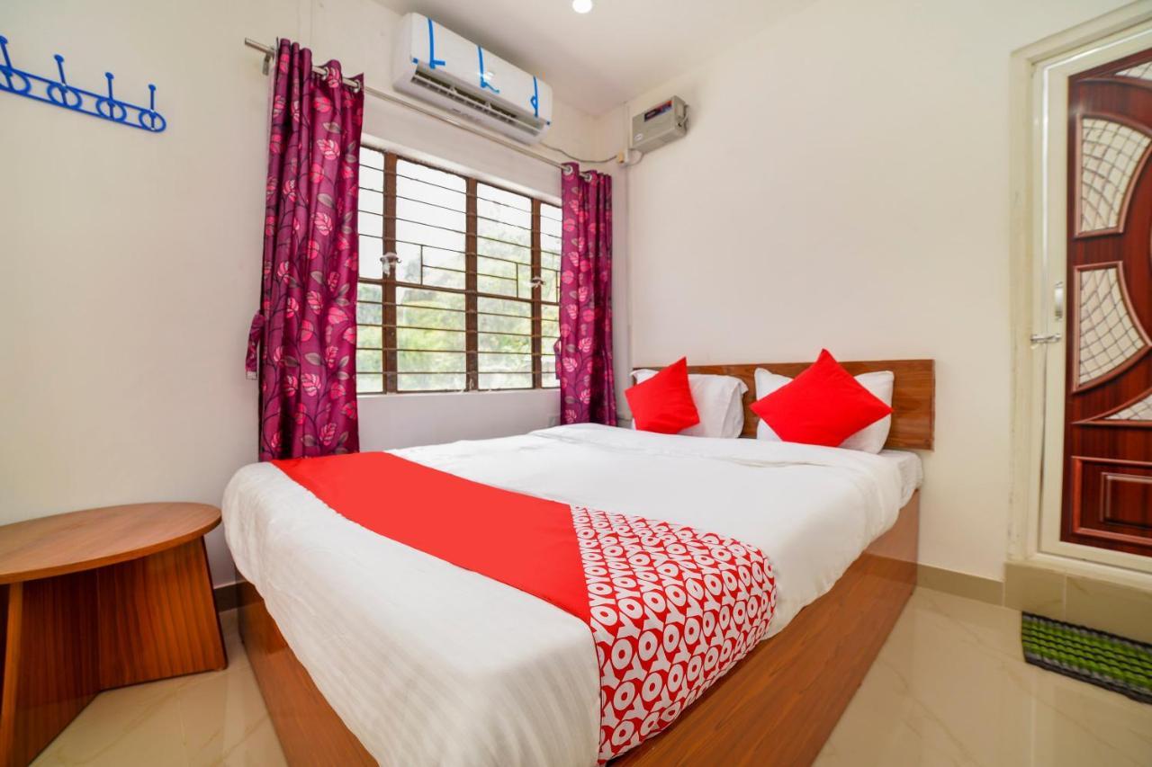 גווהטי Oyo 40893 Hotel Lotus מראה חיצוני תמונה