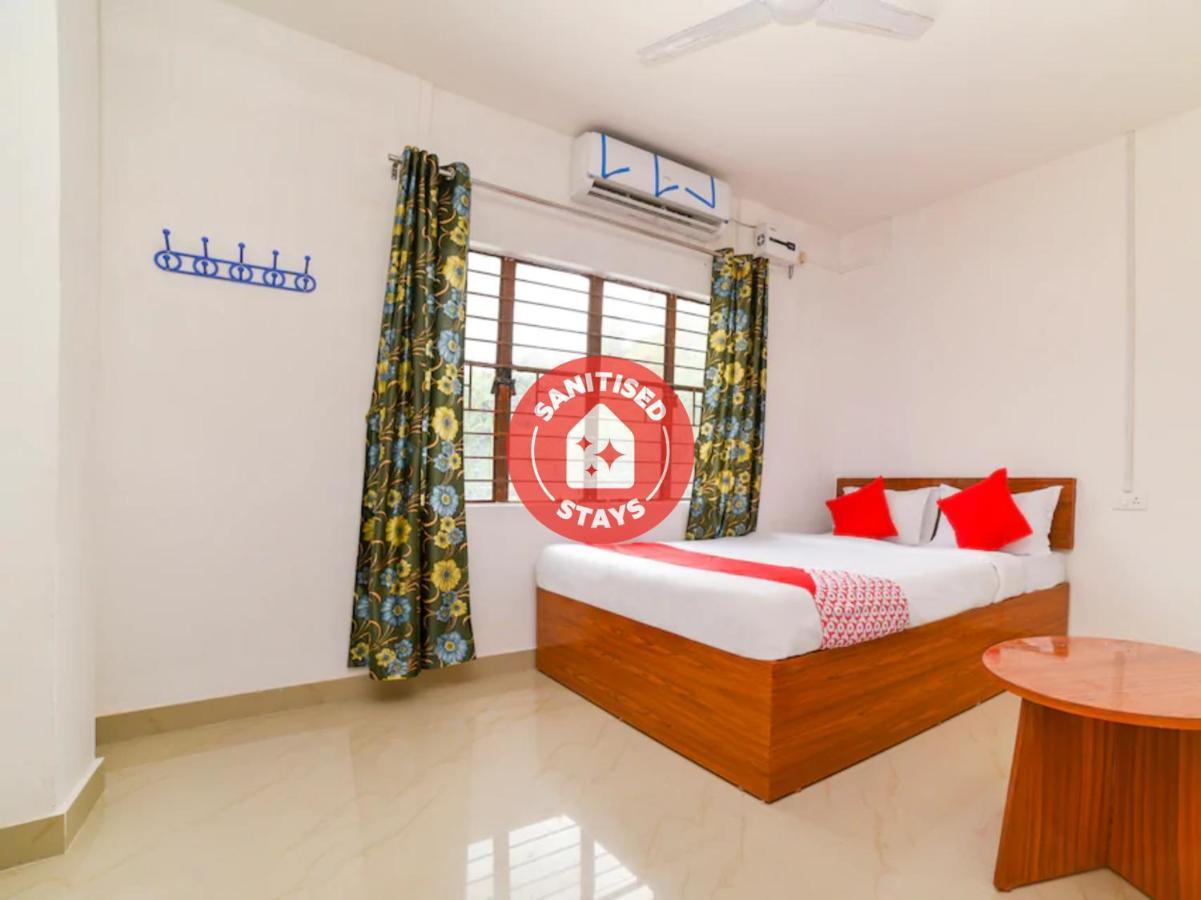 גווהטי Oyo 40893 Hotel Lotus מראה חיצוני תמונה